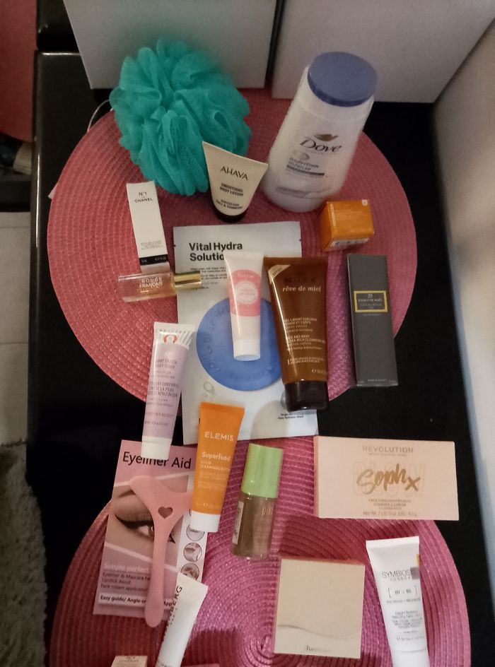 Lots 25 cosmétiques - photo numéro 8