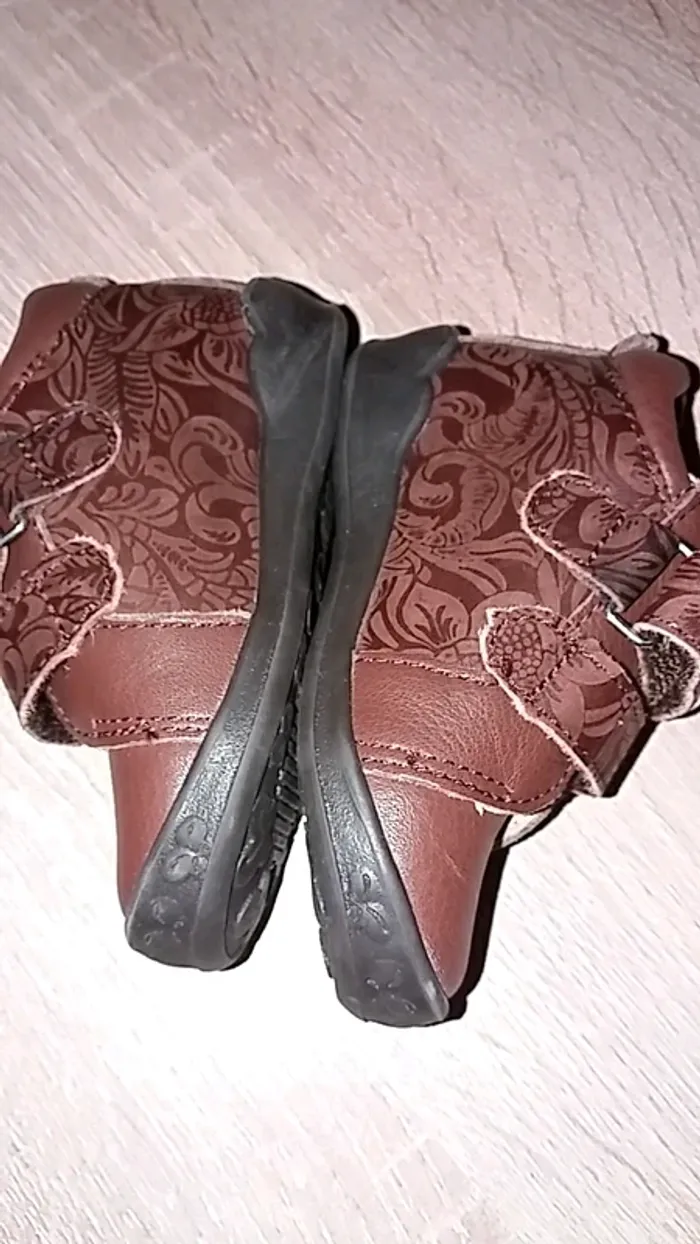 Chaussures montantes à scratch - photo numéro 2