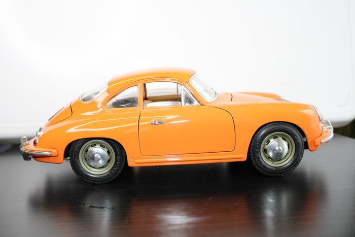Bburago Porsche 356 B - photo numéro 7