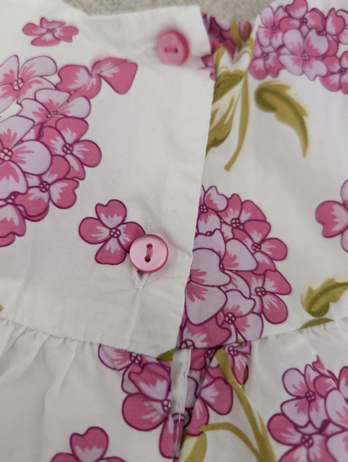 Robe fleurie 18mois - photo numéro 7