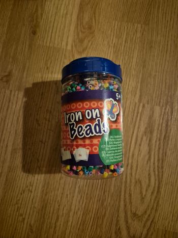 Boîte de perles à repasser neuve