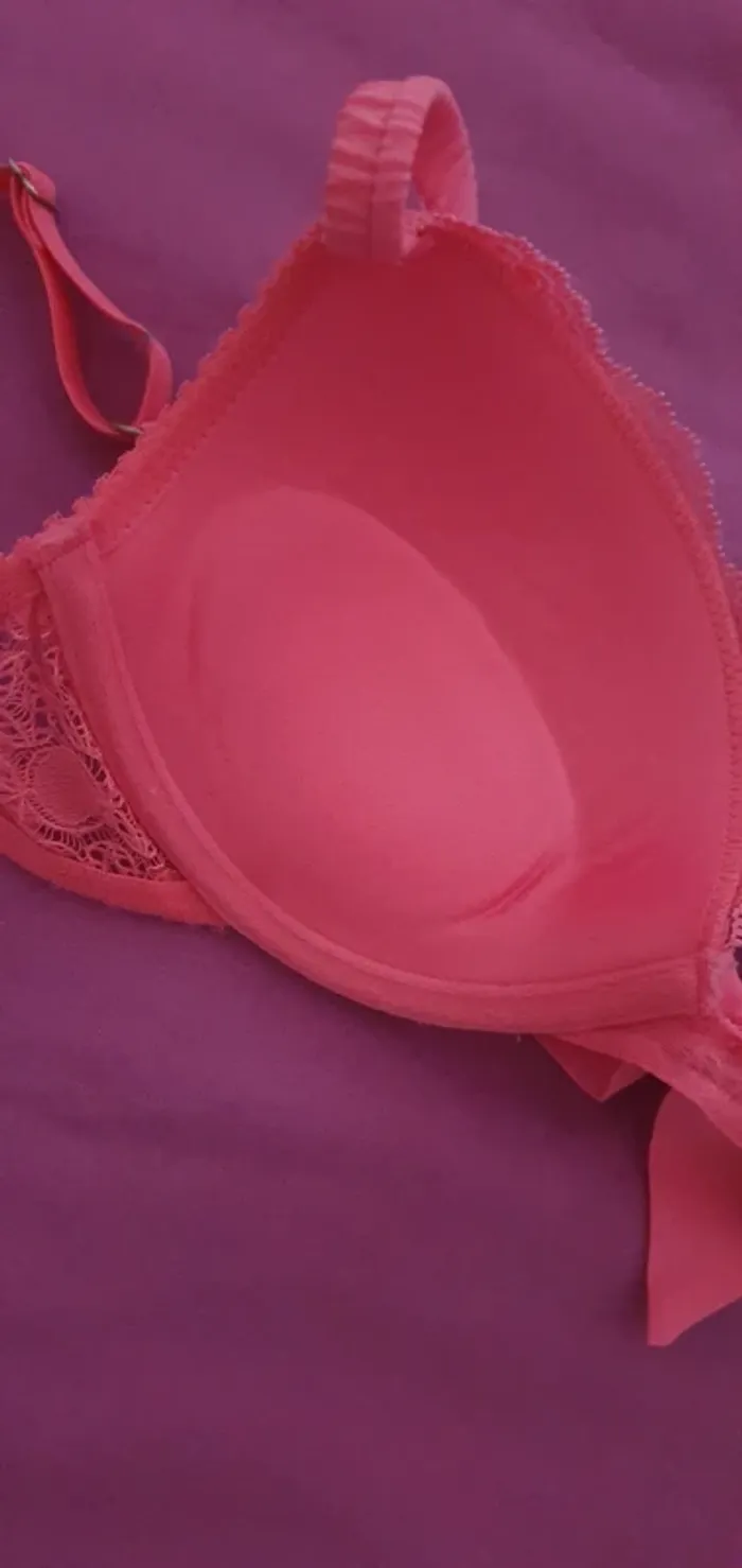 Soutien gorge - photo numéro 2