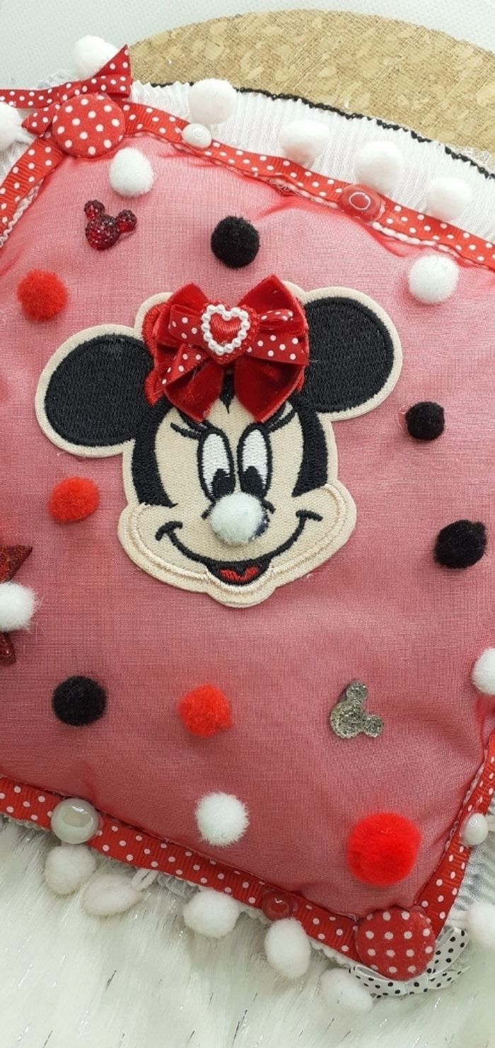 Joli minni coussin decoratif minnie 27/27cm - photo numéro 6