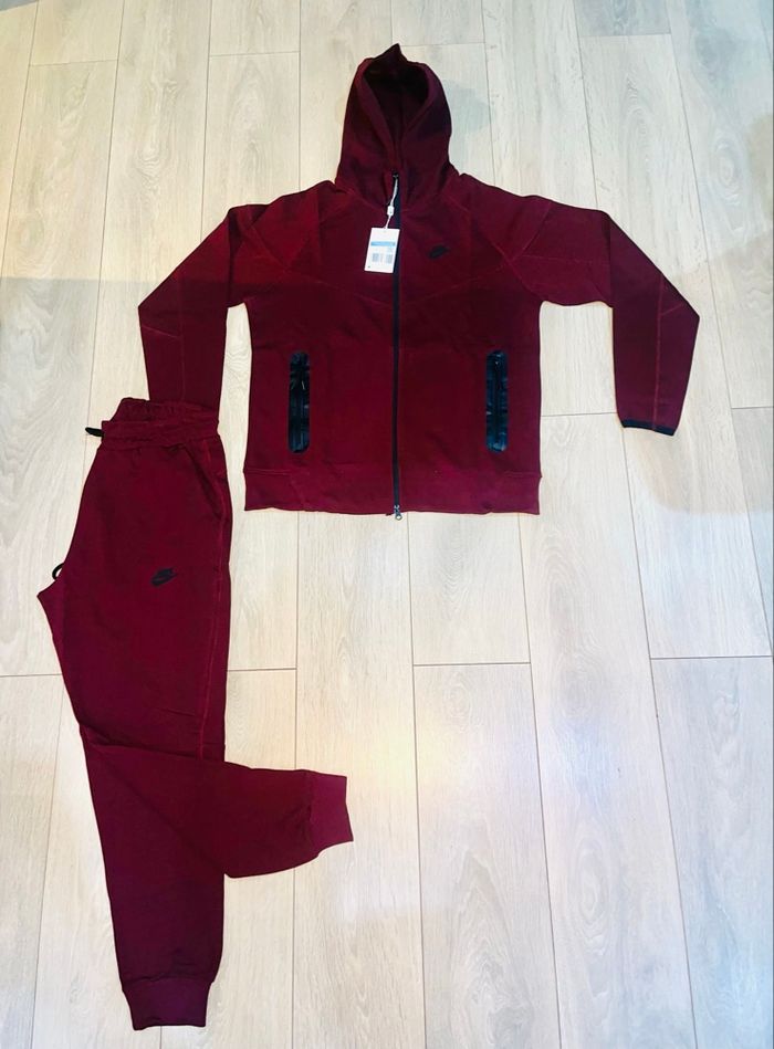 survetement nike tech fleece