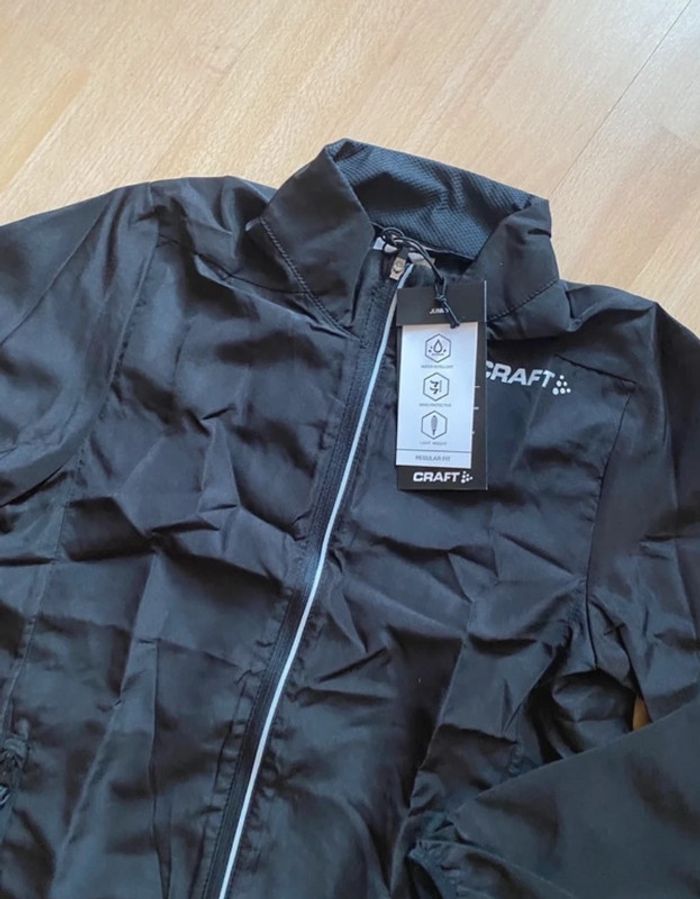 Veste légère coupe vent Craft taille 10 ans 140 cm Neuve - photo numéro 2