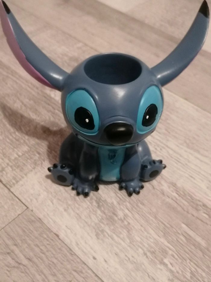Stitch pot 👧🏻