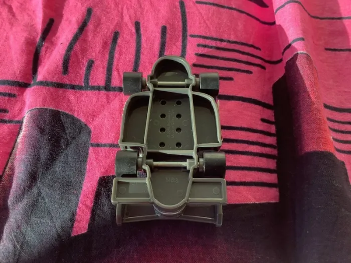 Voiture type lego Mc donald’s - photo numéro 5