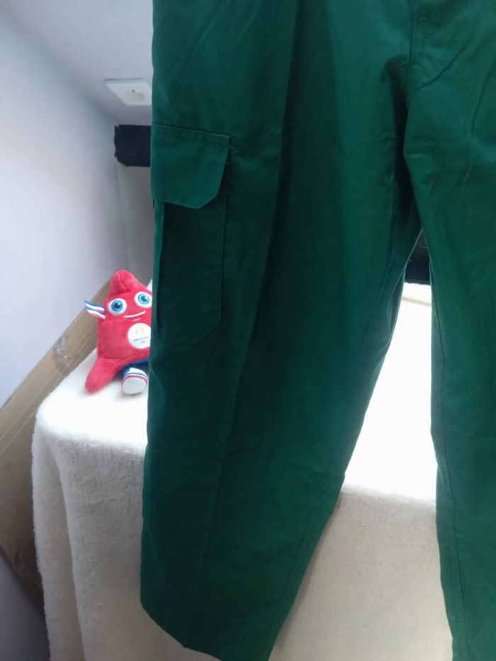Pantalon de travail vert Multipoches Neuf Taille élastique 38-40 cm - photo numéro 3