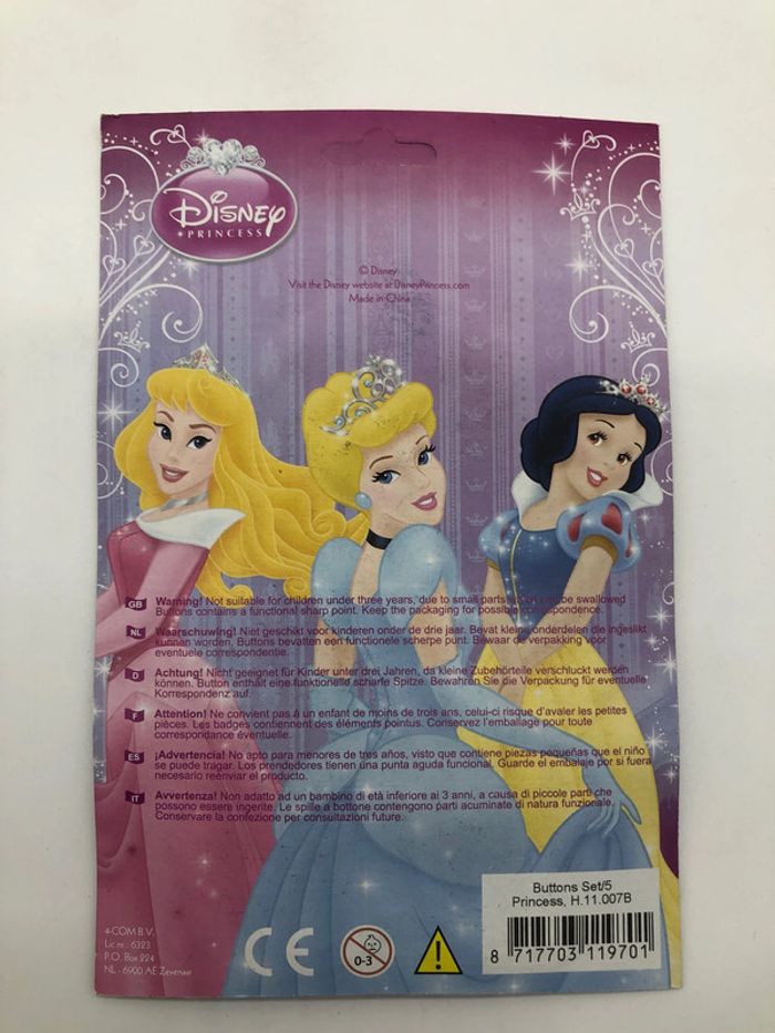 5 badges Disney Princess - photo numéro 2