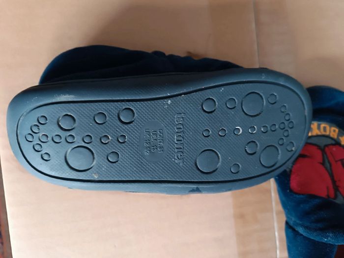 Chaussons Isotoner P31 - photo numéro 3