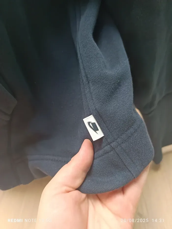 Magnifique pull Nike bleu marine taille M - photo numéro 3