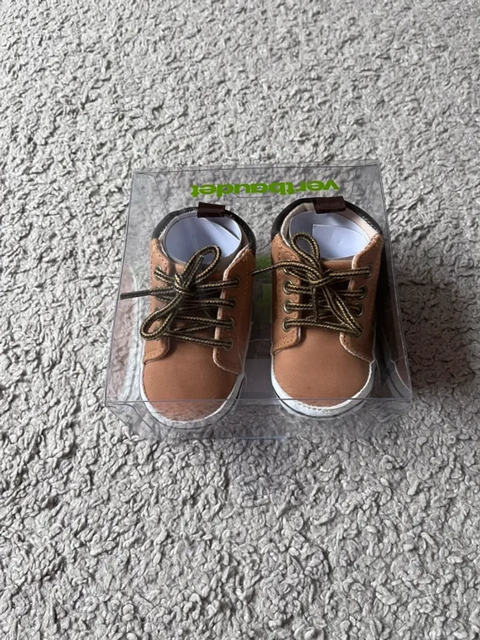 Chaussure bébé - photo numéro 2