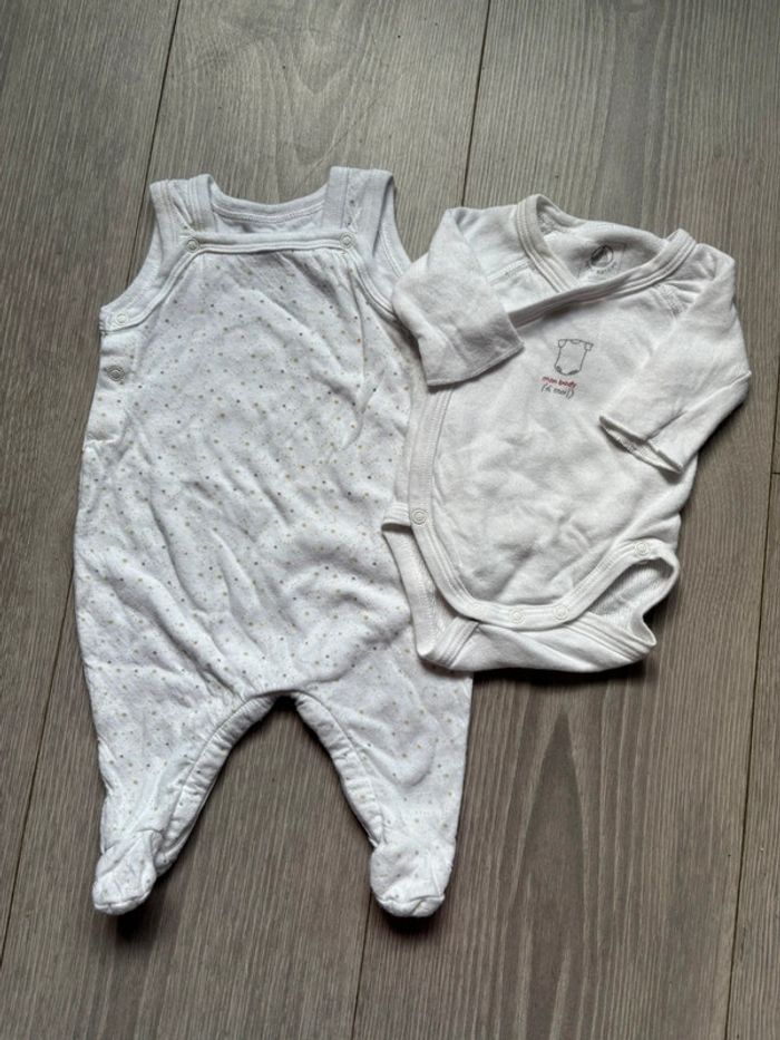 Ensemble Pyjama et body Petit Bateau taille naissance