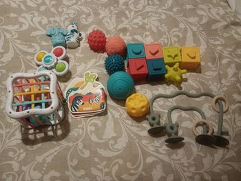 Lot de Jouets d'éveil