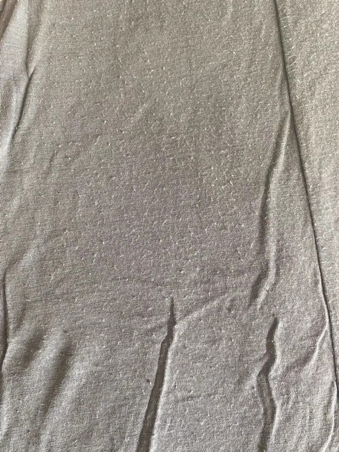 robe grise moulante - photo numéro 3