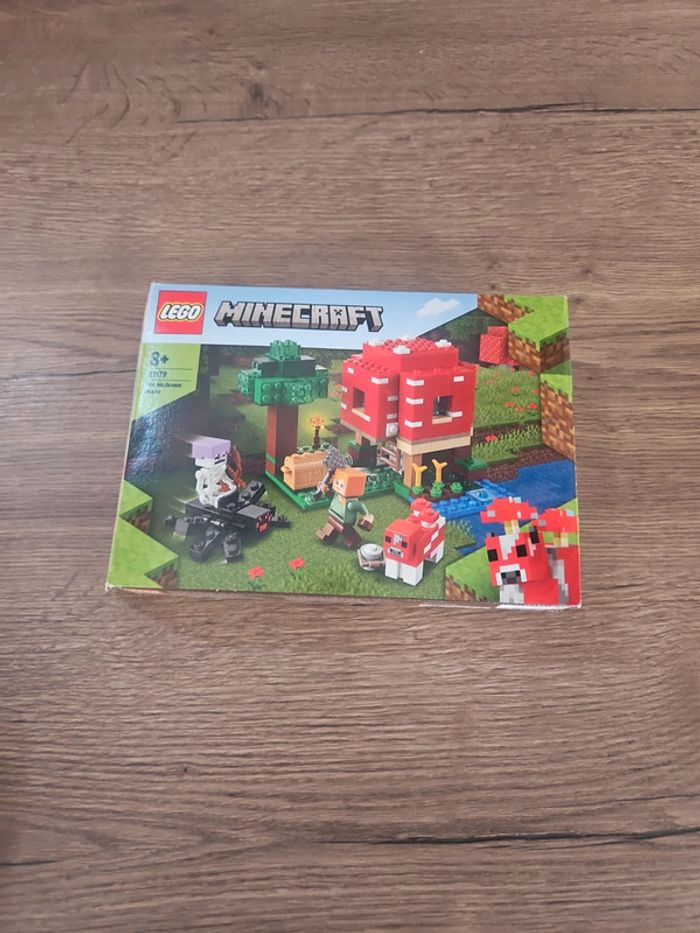 Lego Minecraft 21179 - photo numéro 2