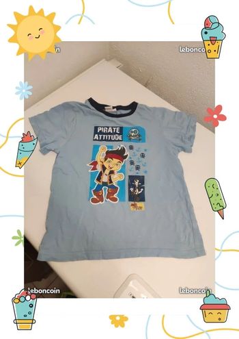 Tee shirt pirate attitude Disney 8 ans