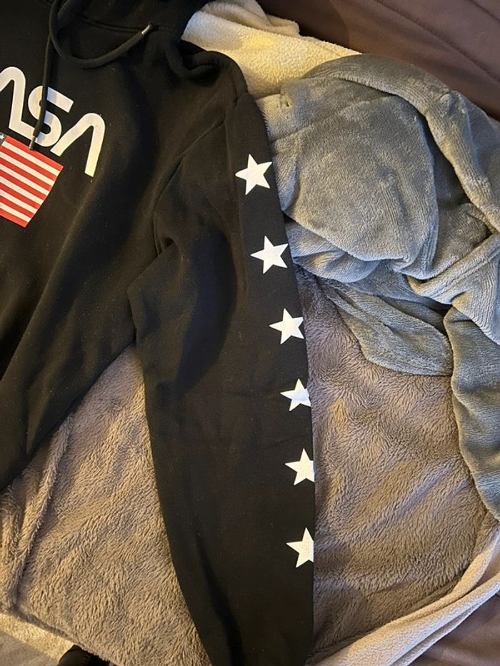 Pull nasa - photo numéro 3