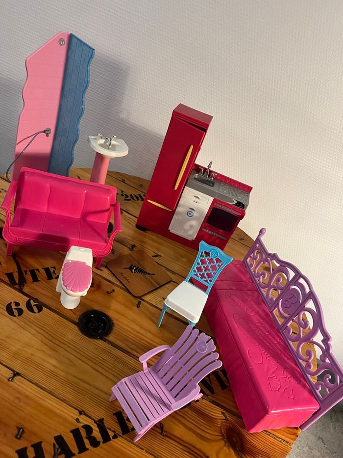 Lot meubles barbie - photo numéro 8