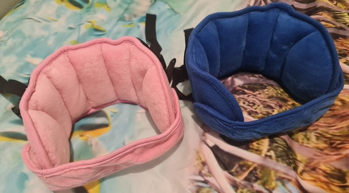 Cale-têtes pour sièges auto, Bébé Support de Tête de Voiture Siège, Doux Confortable Cale Tête Siège de Sécurité de Voiture
Rose et bleu