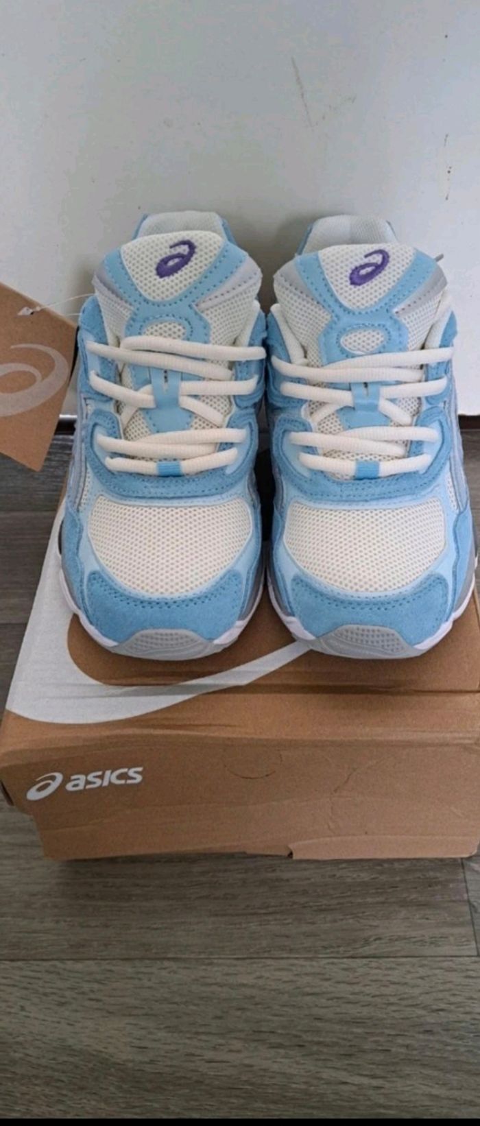 Asics gel nyc cream arctic sky bleu T43,5 - photo numéro 2
