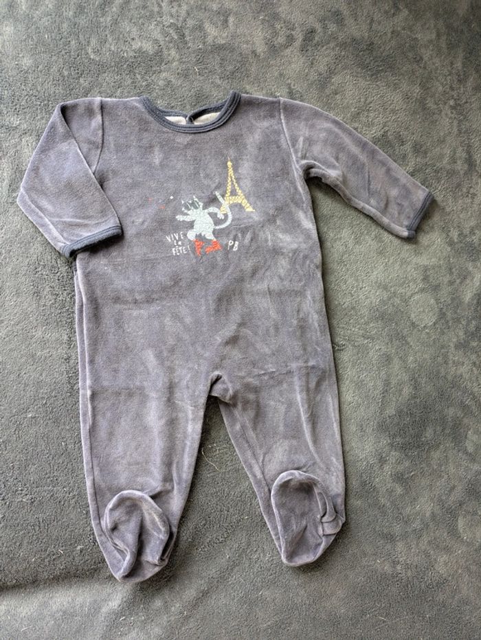 Lot 4 pyjamas 12 mois - photo numéro 7