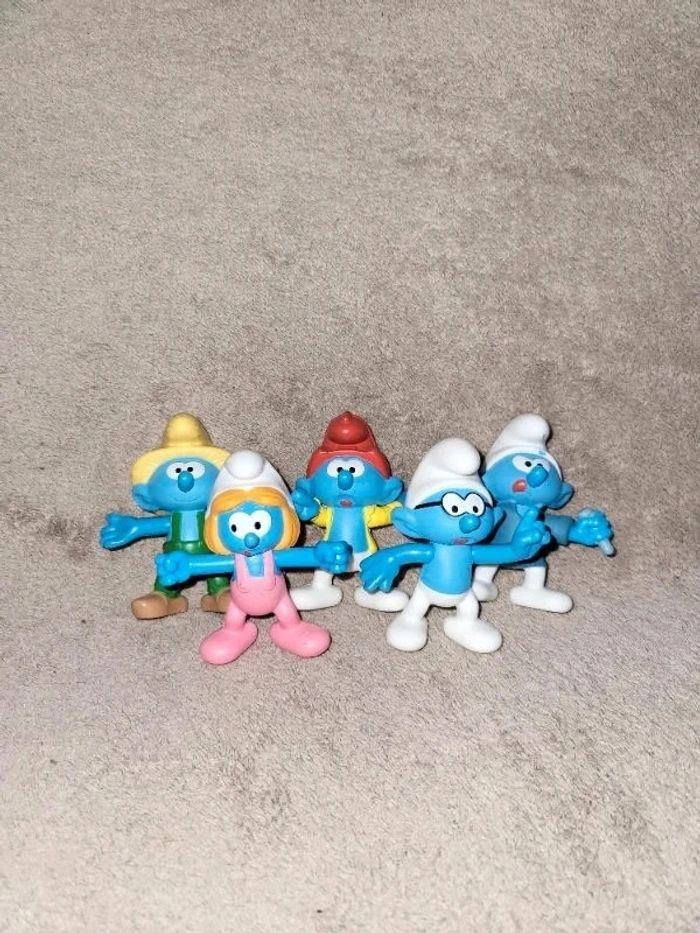 Lot de figurines schtroumpfs