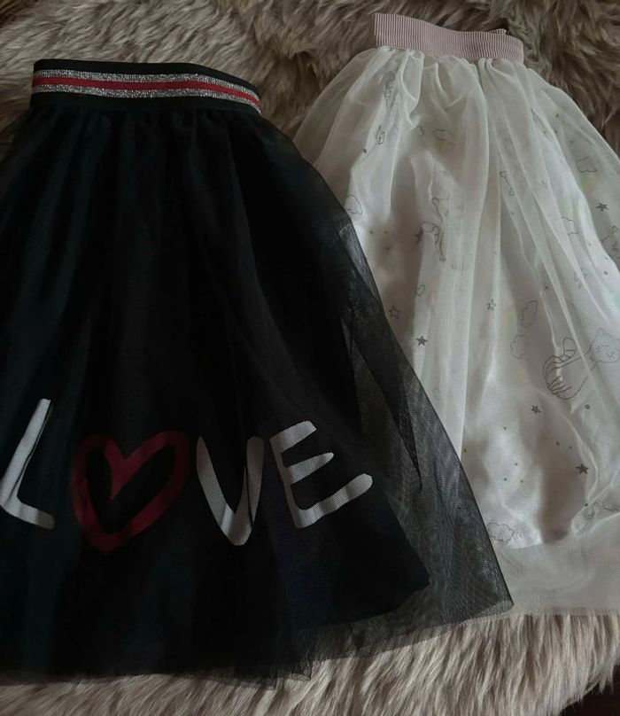 Lot de 2 jupes tulle noir et blanc Orchestra / Kiabi 8 ans