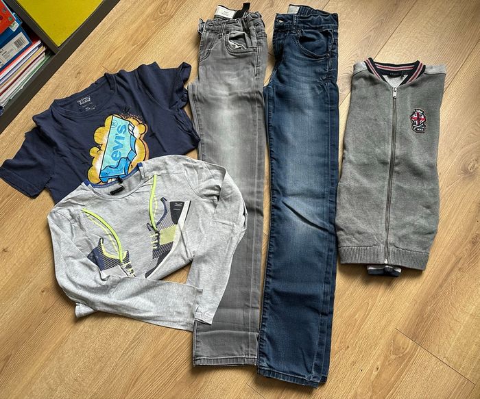 Lot de vêtements 10 ans Levis