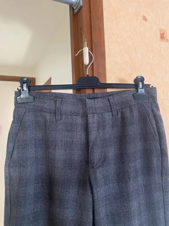 Pantalon droit homme Kiabi – Taille S – Chic & confort au quotidien 🩶 - photo numéro 3