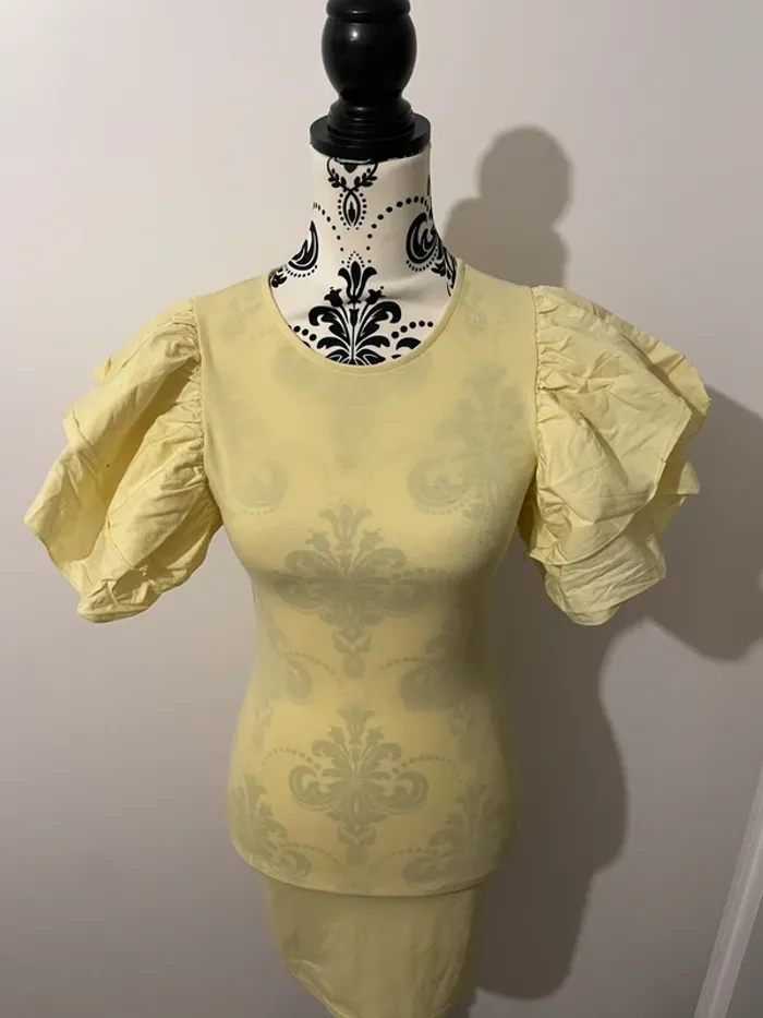 Robe Zara jaune manches bouffantes taille S - photo numéro 5