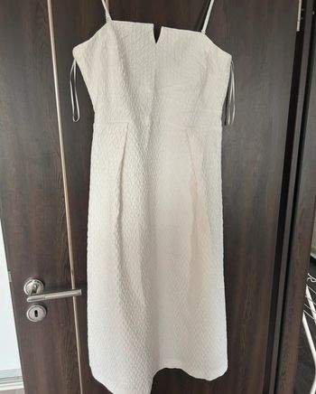 Belle robe bustier blanche