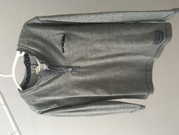 T-shirt manches longues Tape à l’Œil, couleur gris, taille 4 ans.