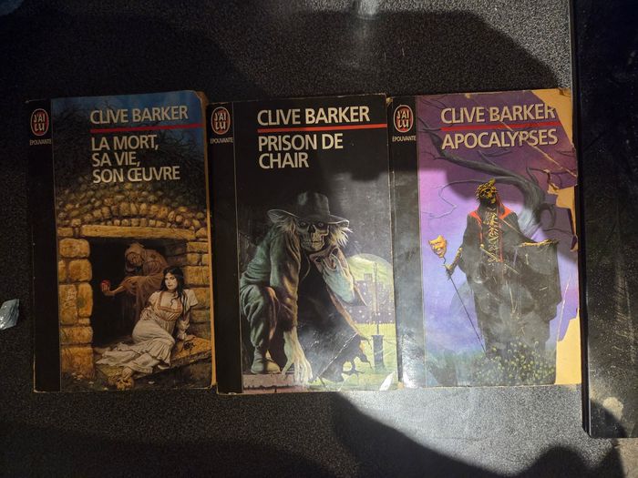 Lot de livre clive baker apocalypse prison de chair la mort la vie son oeuvre