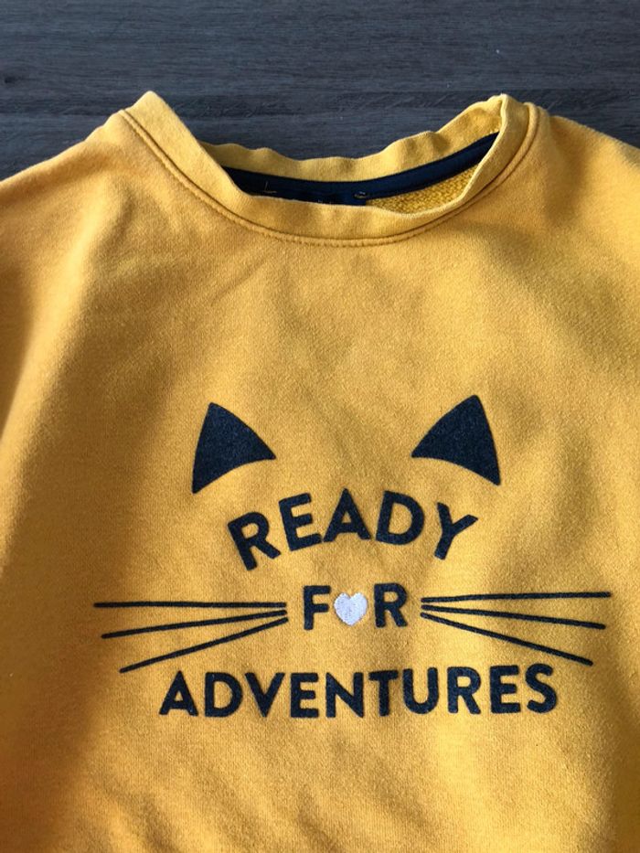 Pull jaune moutarde 8 ans - photo numéro 2