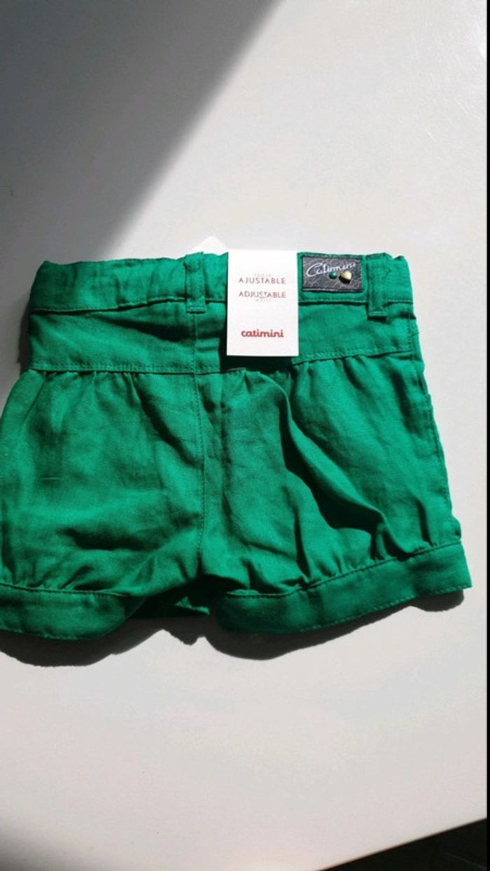 Short catimini en lin 18 mois neuf - photo numéro 2