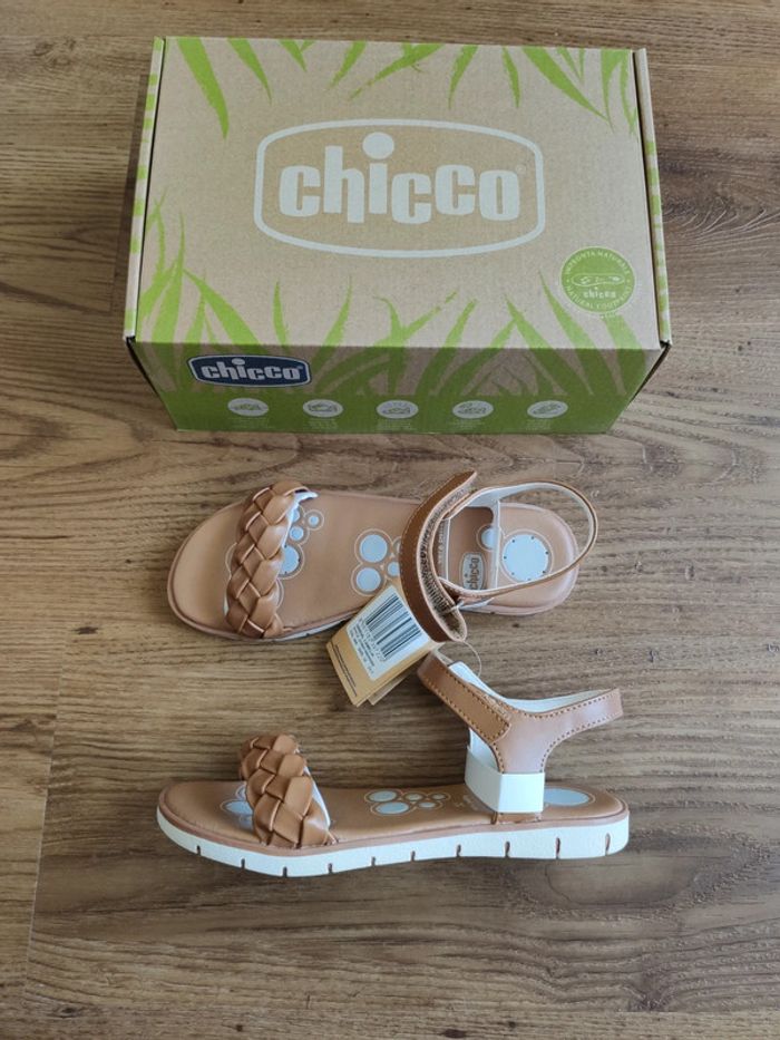 Sandales fille Chicco marron neuves