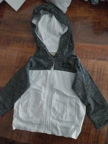 Veste zipee