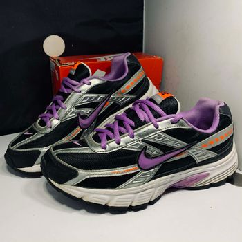 Nike Air Max Initiator – Black / Atomic Violet / Gris – Pointure 39