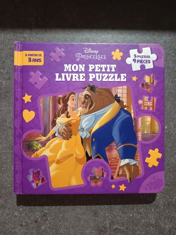 Livre puzzle Disney Princesses 
