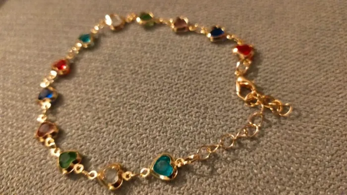 Bracelet doré avec cœurs multicolores, femme - photo numéro 4