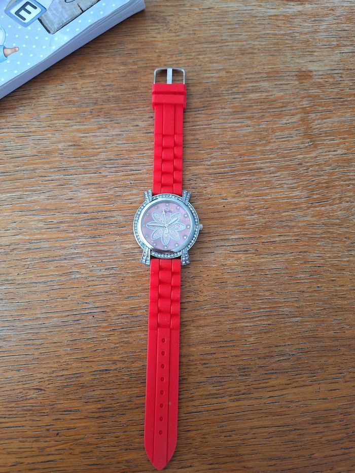 Montre femme - photo numéro 2