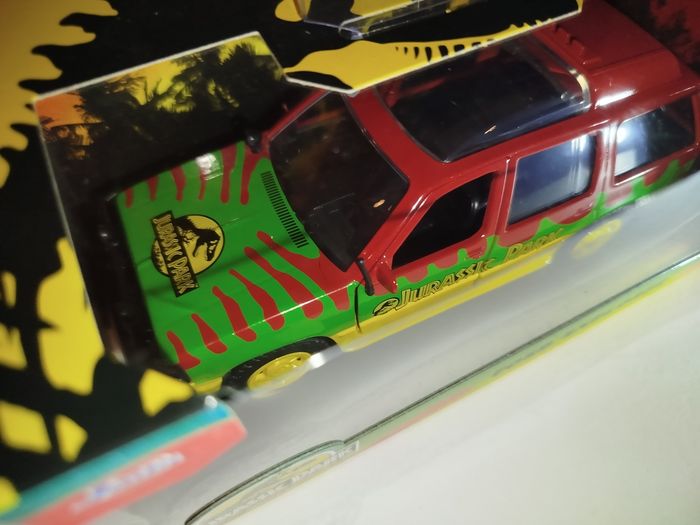 Jada Toys Jurassic Park 30ême Anniversaire Ford Explorer 1/32 - photo numéro 3
