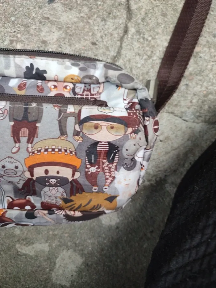Petit sac marque Lucky - photo numéro 3