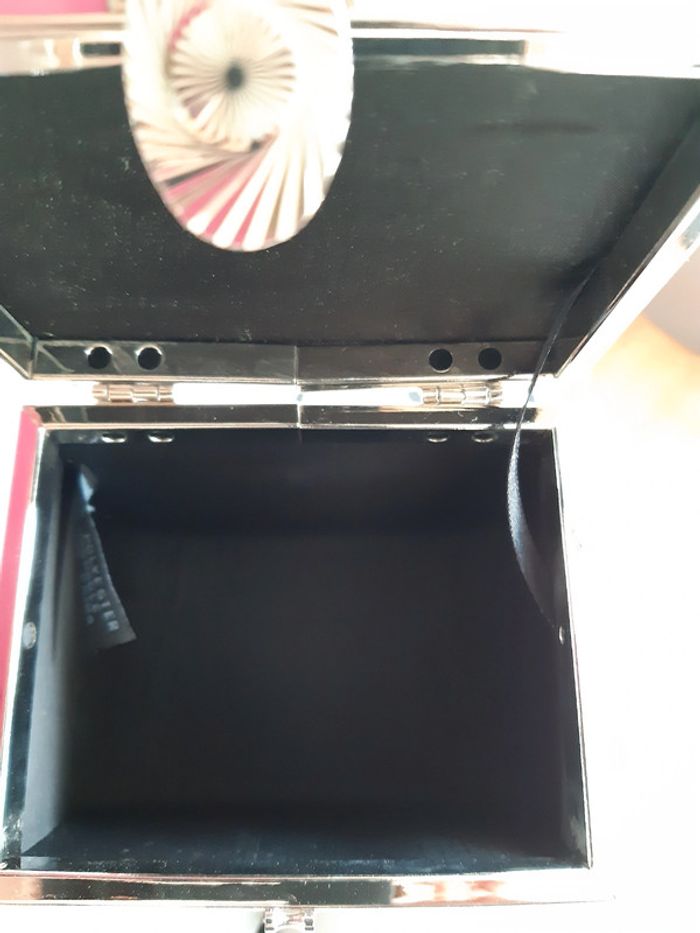 Minaudière - photo numéro 3