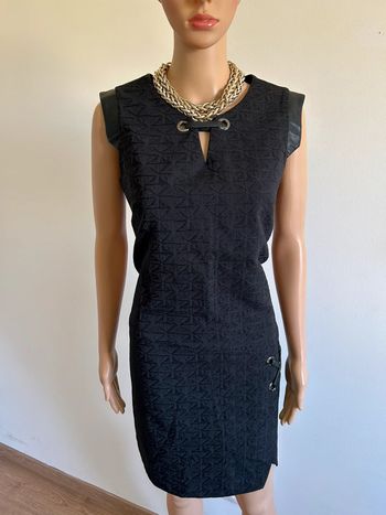 Robe noire sans manches avec simili cuir Jus d’Orange taille 3 jamais portée