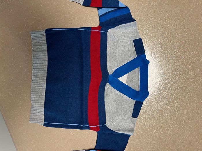 Lot pulls 18 mois - photo numéro 3