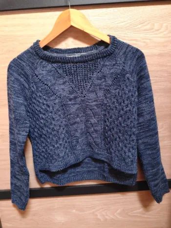 Pull bleu mailles moyennes
