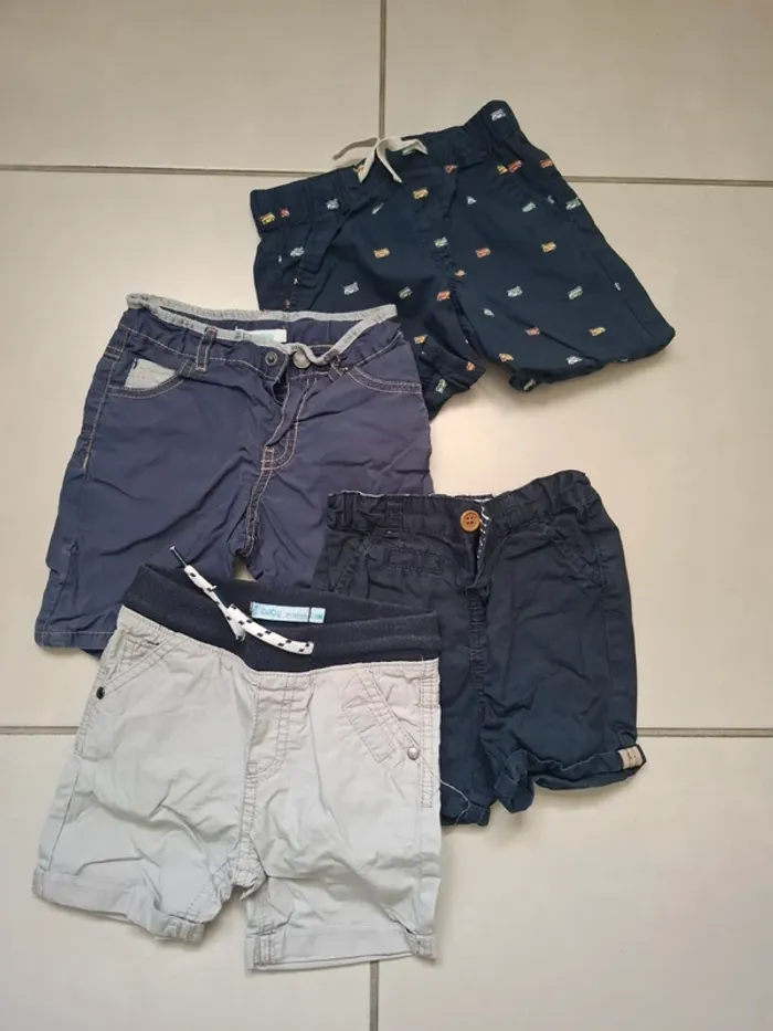 Lot 4 shorts 18 mois