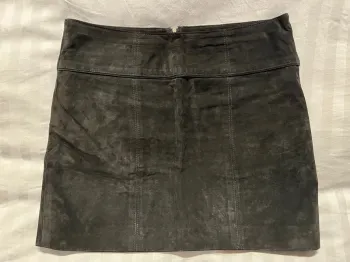 Jupe en daim marron véritable cuir – Camaïeu – Taille 40